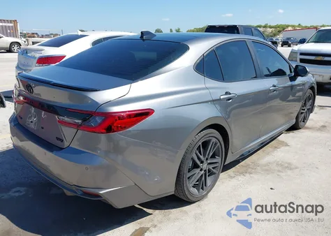 2025 Toyota Camry Xse z USA, uszkodzony, nr VIN 4T1DAACK9SU570278